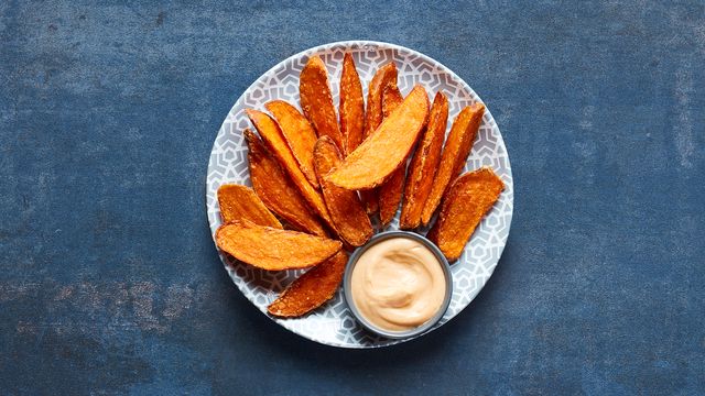 Sweet Potato Wedges with Garlic PERinaise at Nando’s